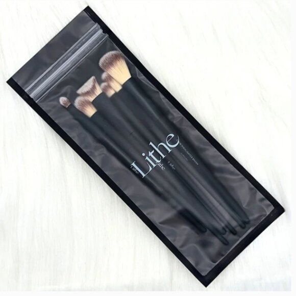 Everyday Makeup Brush Set - Picture 2 of 3